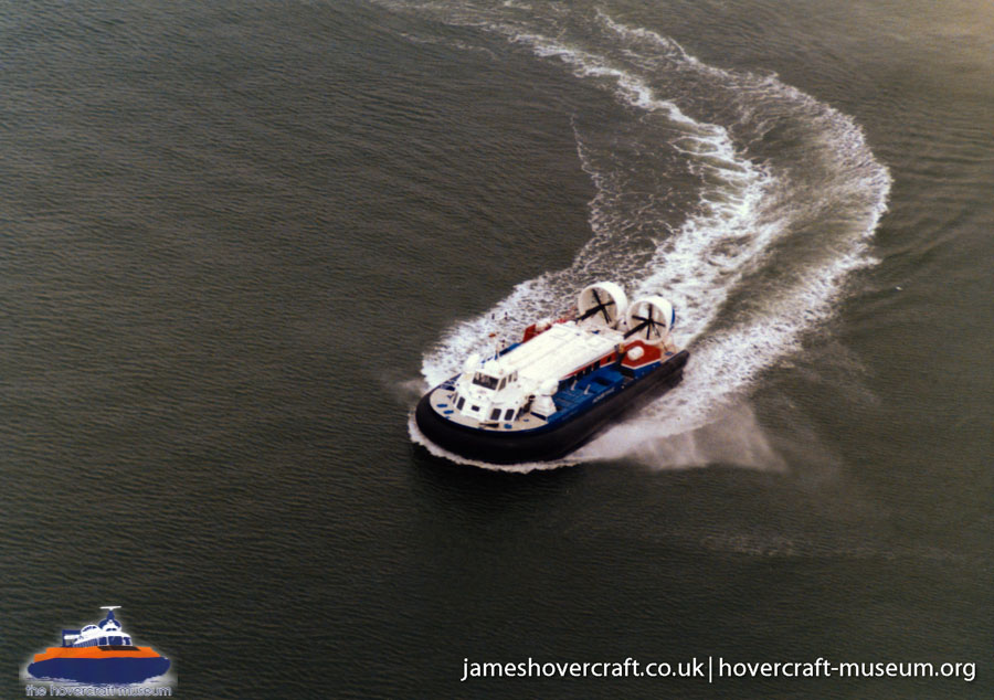 AP1-88 hovercraft promotional day by BHC -  (credit: The <a href='http://www.hovercraft-museum.org/' target='_blank'>Hovercraft Museum Trust</a>).